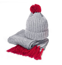 Шапка и шарф GoSnow с ярким помпоном и кисточками